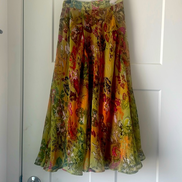 J. Peterman Pleated A-Line Midi Skirt Size 0 Floral Butterfly Print NWOT - Picture 3 of 9